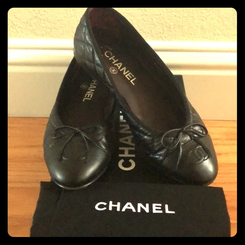 Authenthic Black Aged Calfskin Chanel Ballerinas